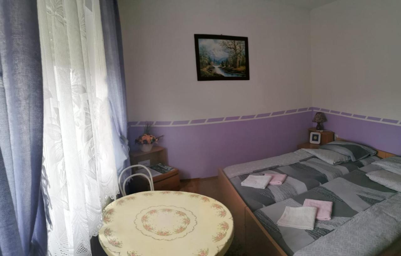 Gacka Rooms Vrhovine Exteriér fotografie